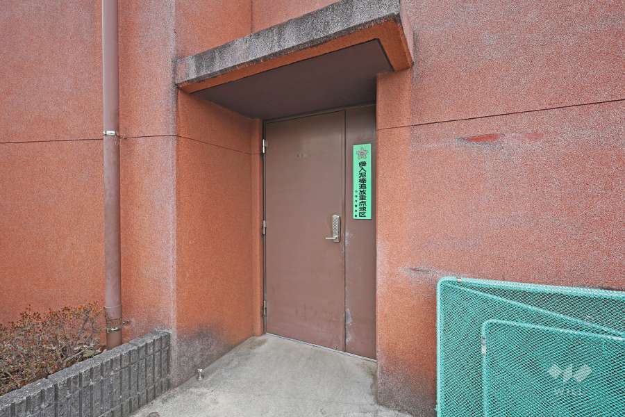 駐輪場の出入口