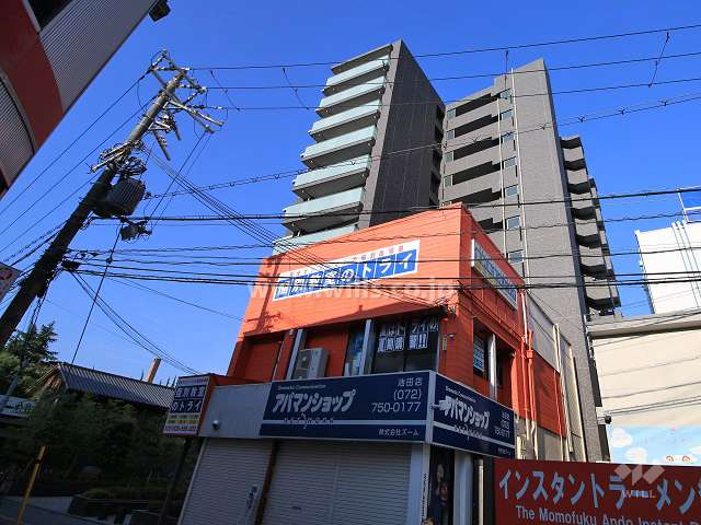 ジオ阪急池田満寿美町ソシアの外観（北東側から）