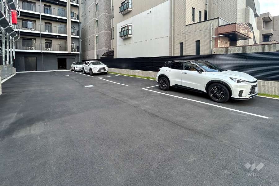 敷地内駐車場(屋外平面式)