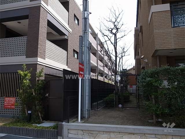 敷地南側の建物との間隔