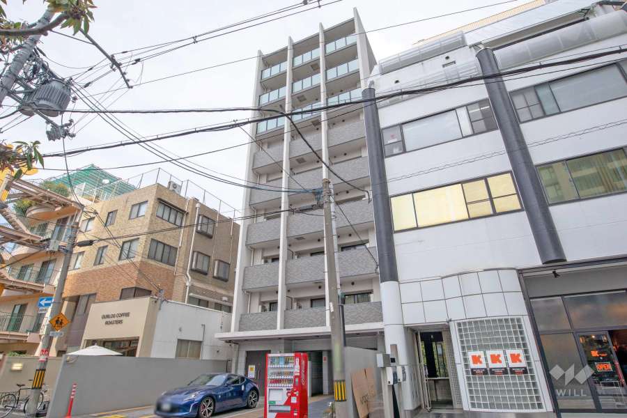 ファーストフィオーレ梅田イーストの外観（南西側から）