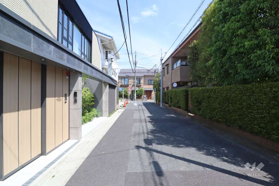 敷地東側の前面道路　