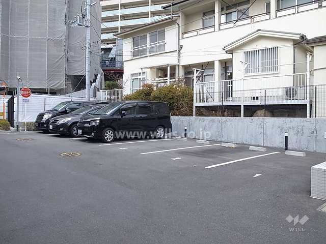 敷地内駐車場（屋外平面式）