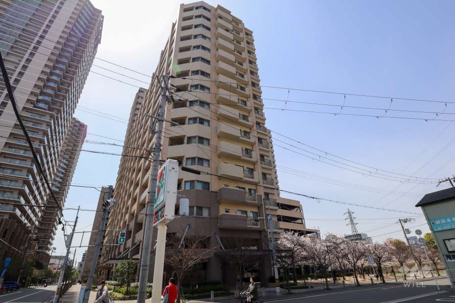 城東中央アインスの外観（北側から）