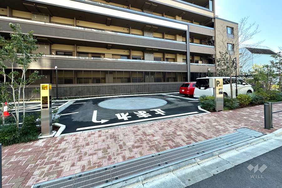 敷地内駐車場（屋外平面式）