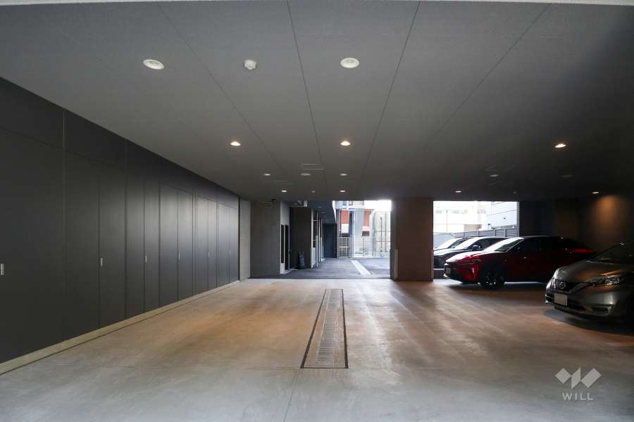敷地内駐車場（屋内平面式）