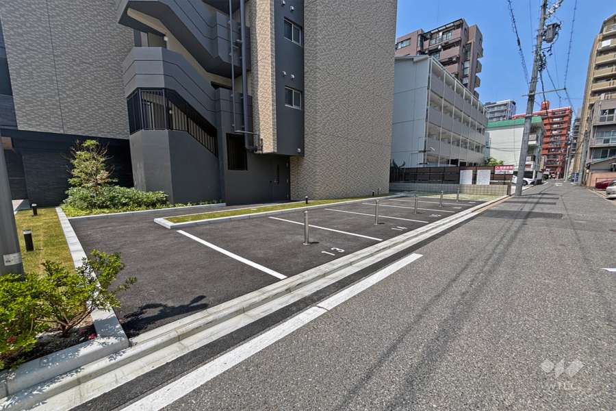 敷地内駐車場(屋外平面式)