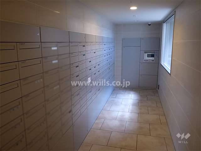 共用ポストと宅配ボックス