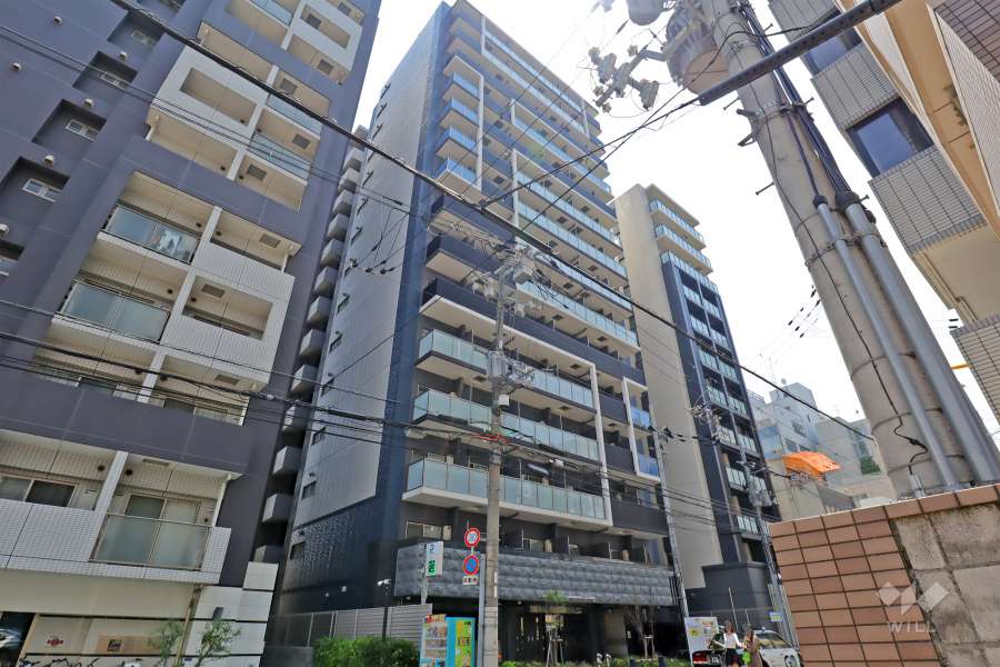プレサンス堺筋本町ディスティニーの外観（北東側から）