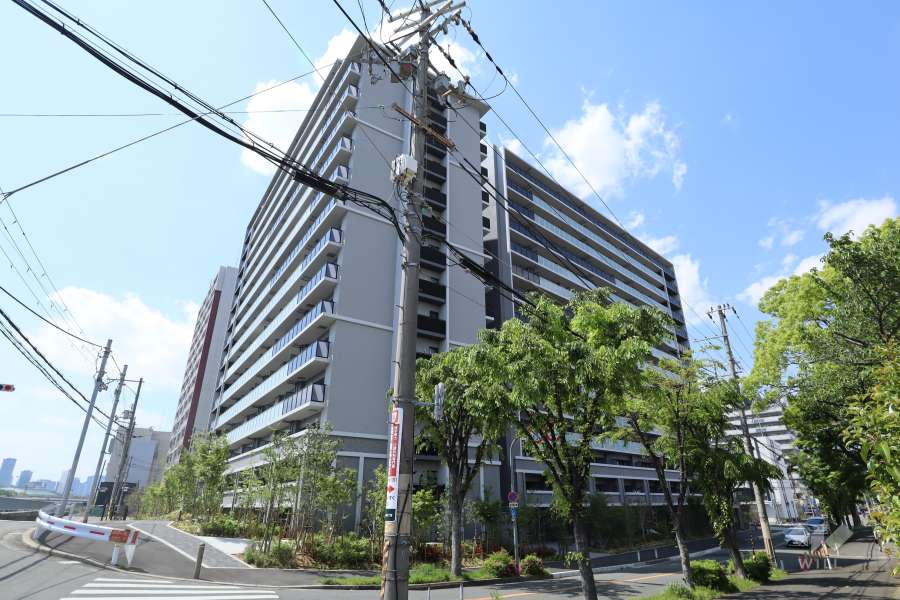 ローレルコート大阪城公園の外観（南側から）