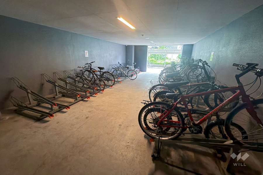 駐輪場（屋内）