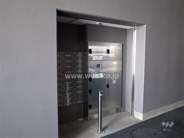 宅配ボックスと共用ポスト