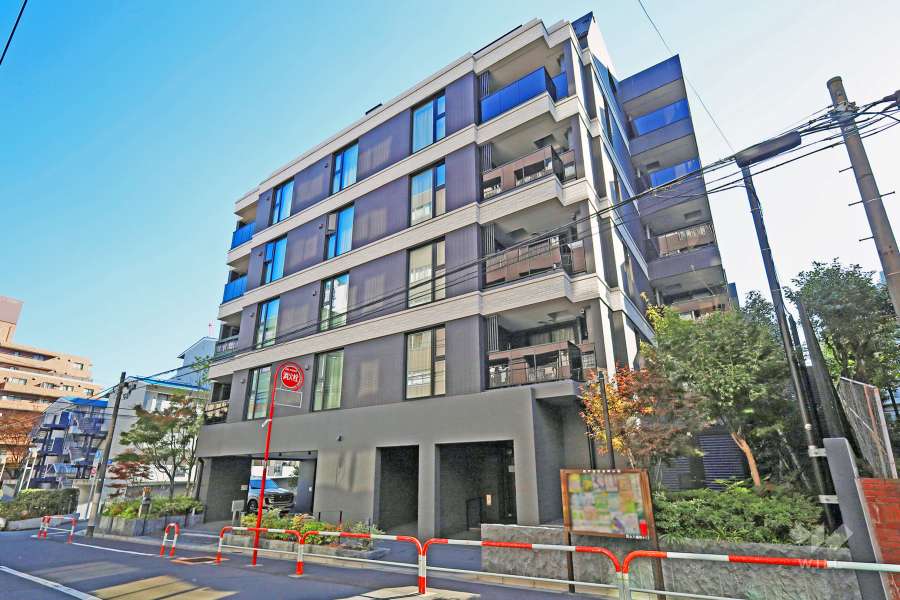 ブランズ神楽坂の外観（北西側から）