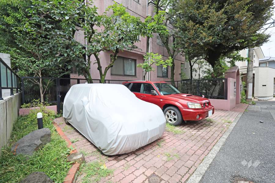 敷地内駐車場（屋外平面式）