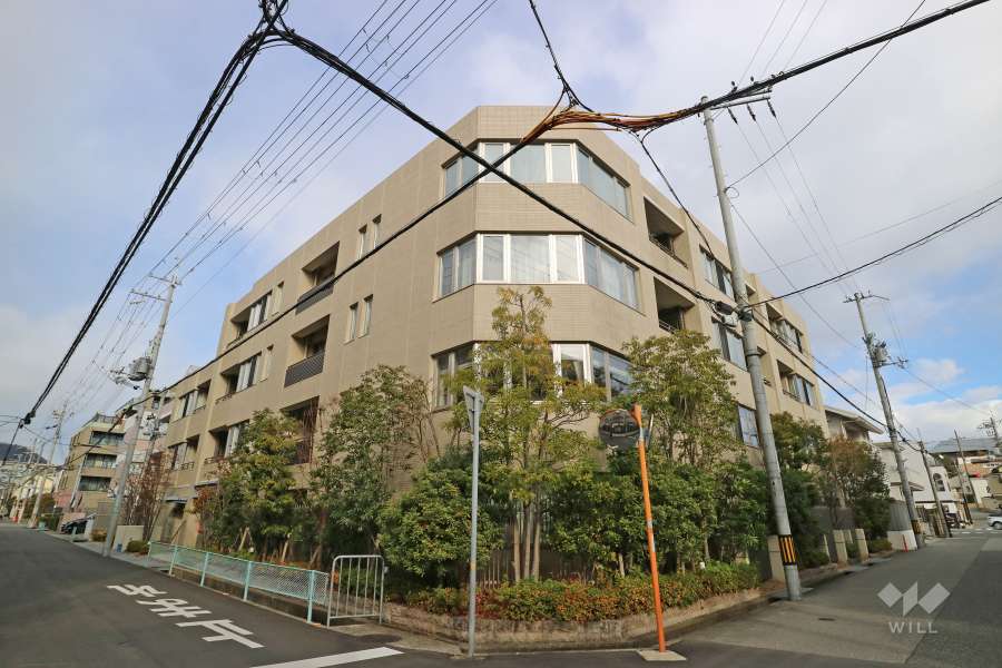 パークホームズ夙川ザレジデンスの外観（南西側から）
