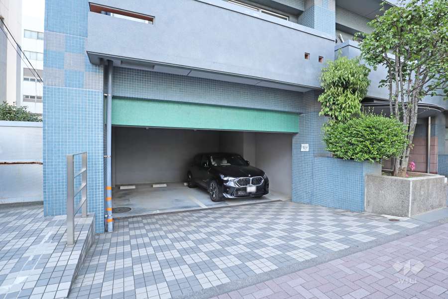 敷地内駐車場（屋内平面式）　