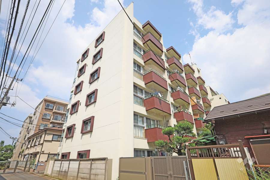 三鷹コーポラスの外観（南西側から）