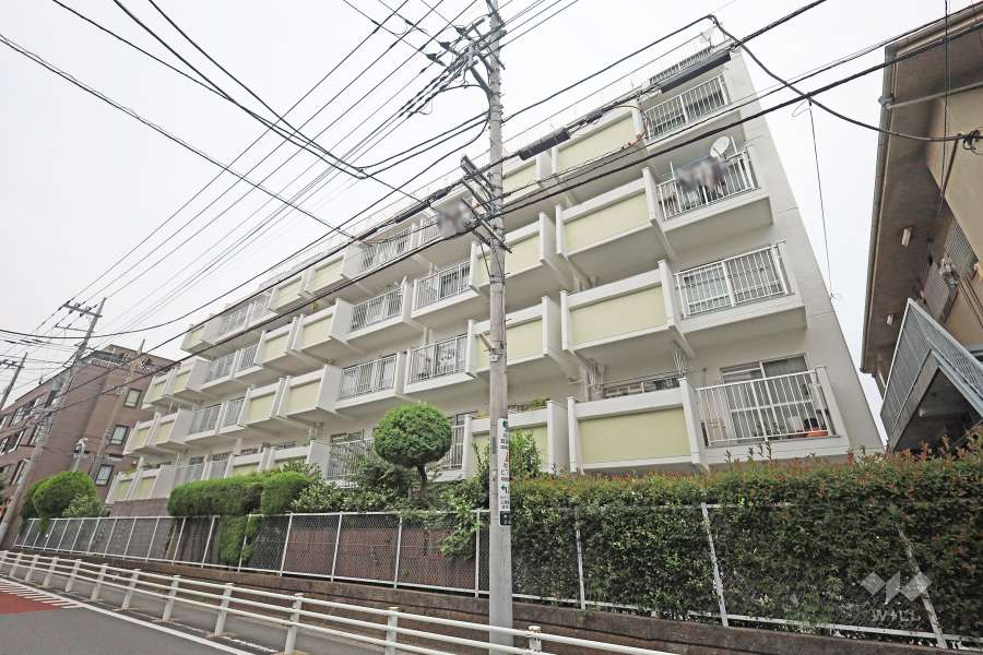 東海ミタカマンションの外観（南東側から）