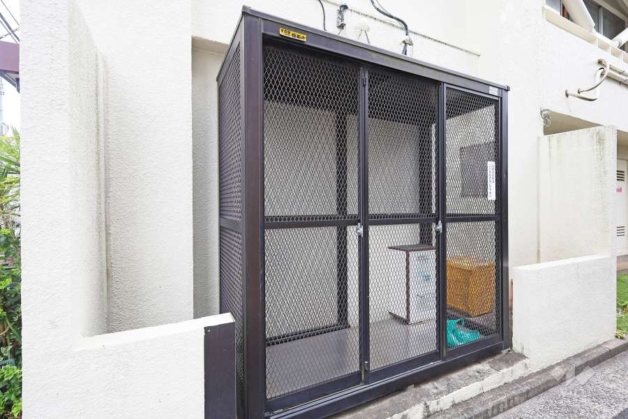 ゴミ置き場