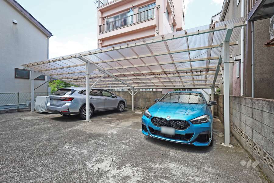 敷地内駐車場（屋外平面式）
