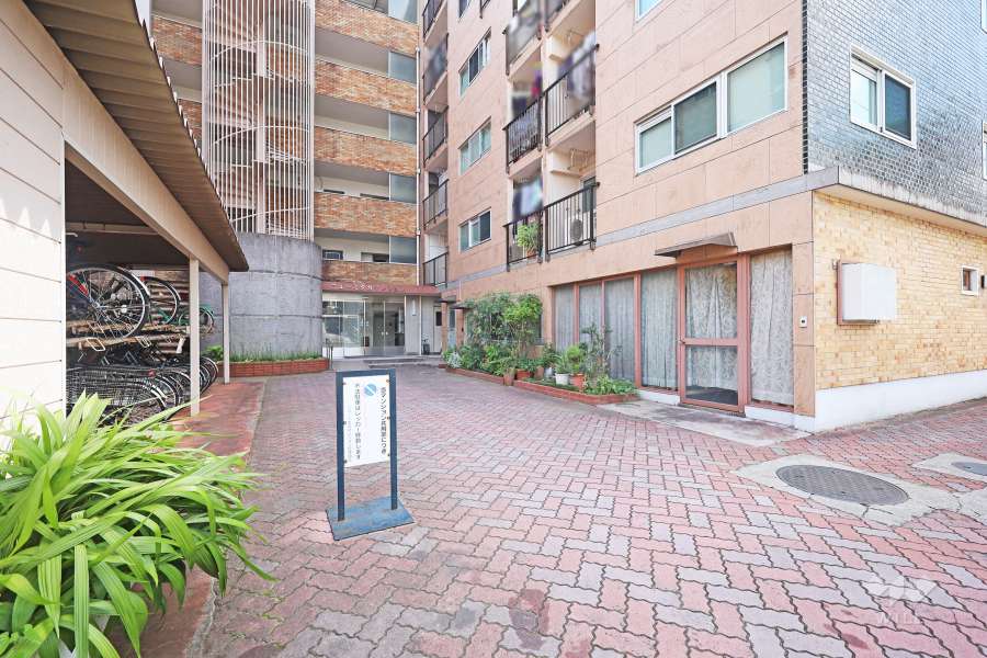 エントランスアプローチ