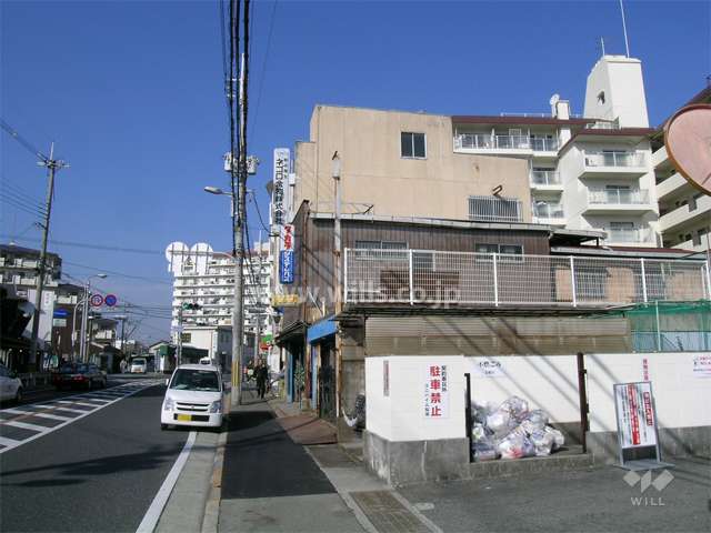 敷地の西側には国道176号線が走っています。