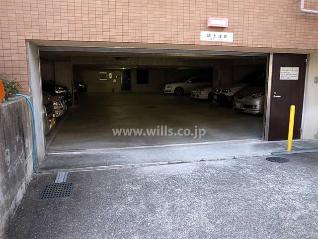 敷地内駐車場（屋内平面式）