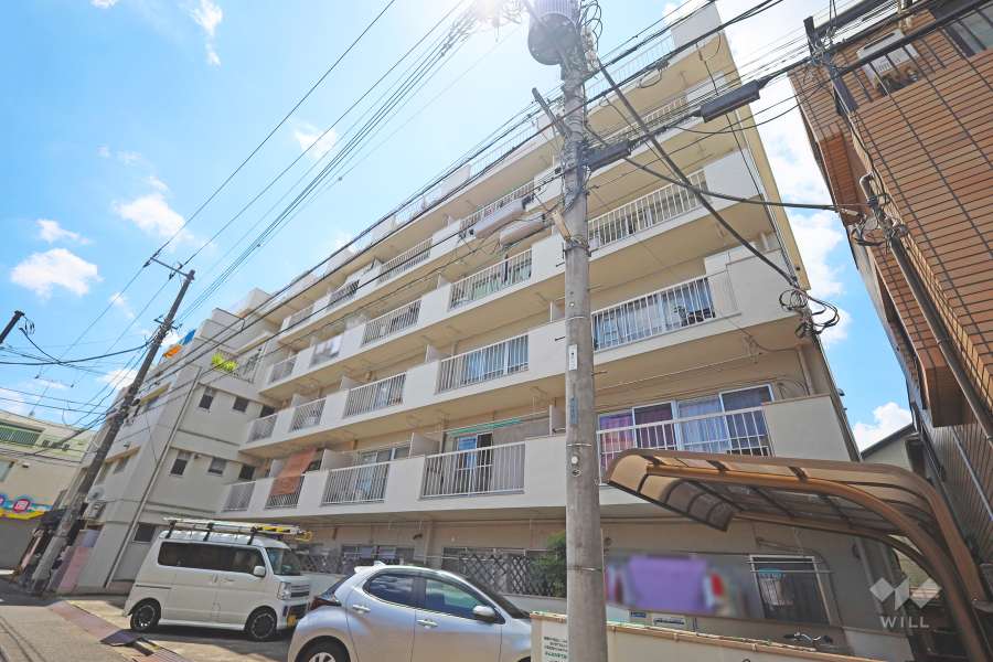 陵雲閣マンションの外観（北東側から）