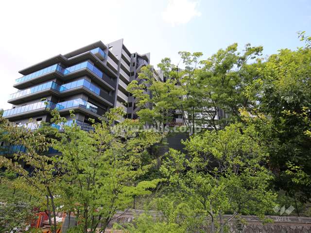 シティハウス千里中央の外観（東側から）