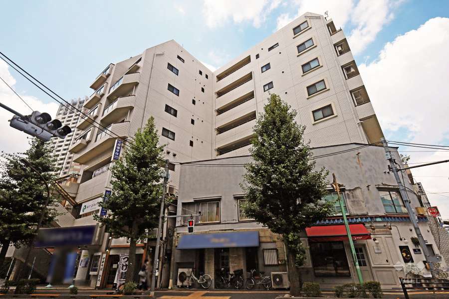 藤和シティコープ三鷹の外観（南側から）