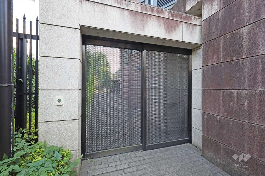 駐輪場の出入口