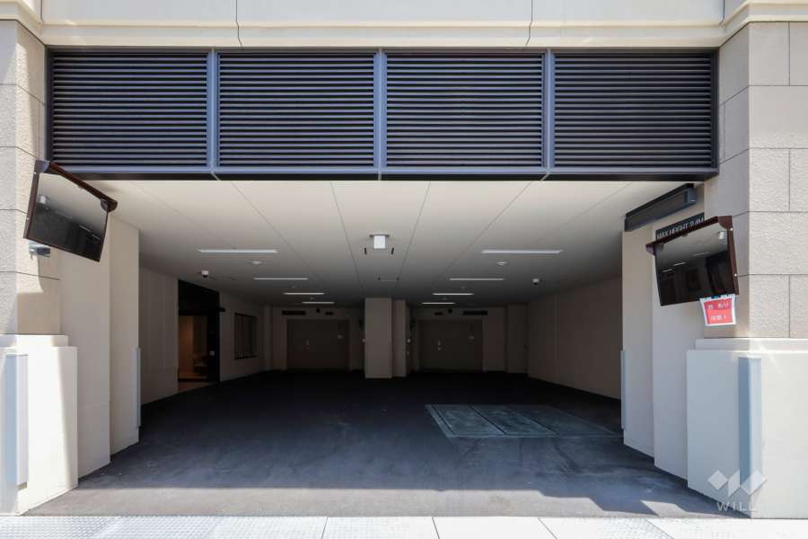 駐車場の出入り口