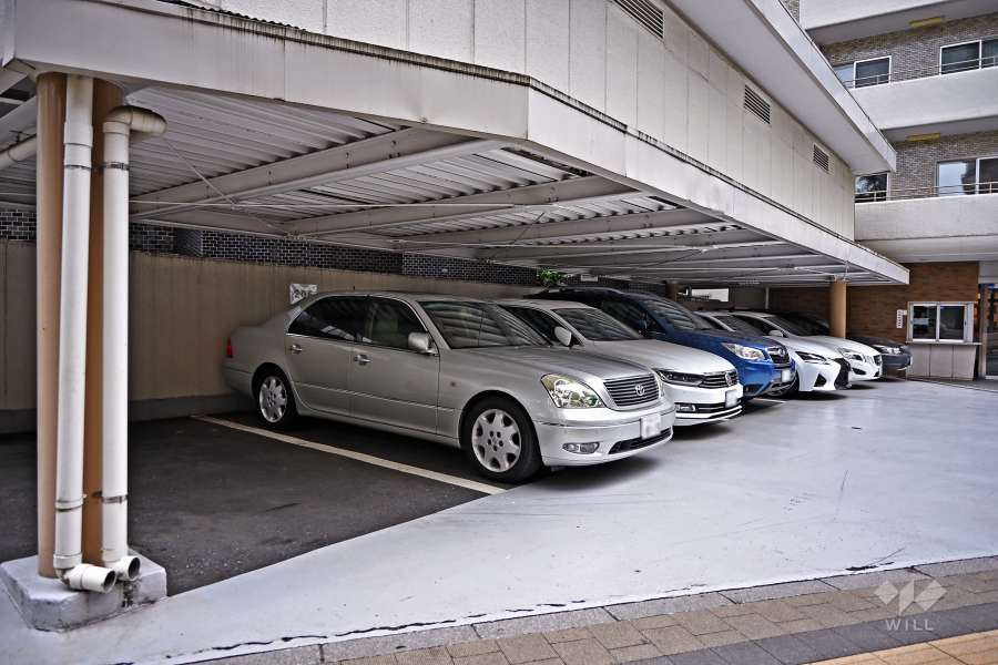 敷地内駐車場（屋内平面式）