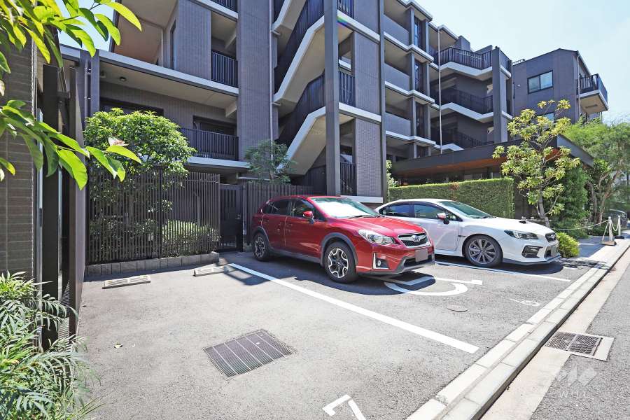 敷地内駐車場（屋外平面式）