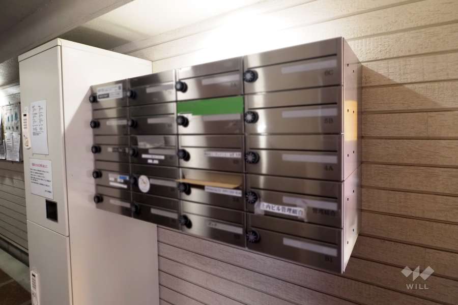 宅配ボックスと共用ポスト
