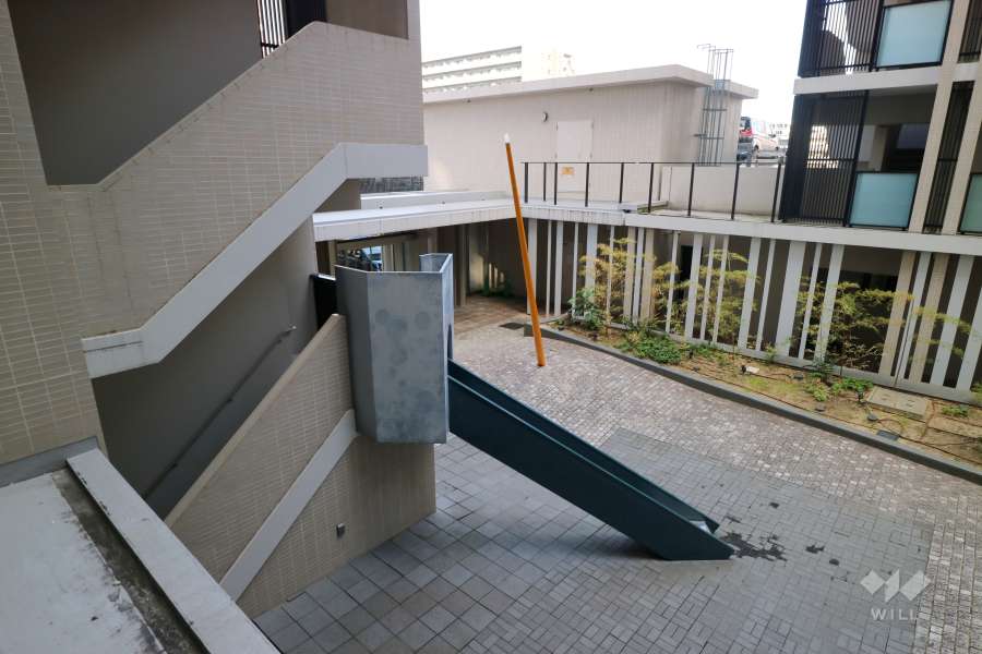 中庭（センターコート）