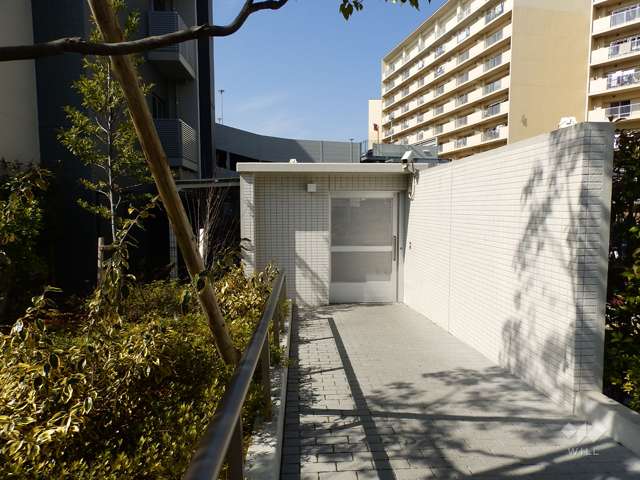 駐輪場出入り口