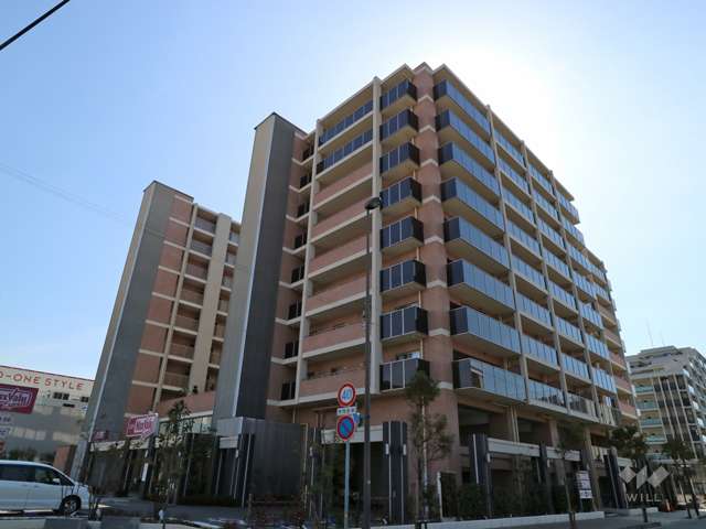 ブランズ西宮北口の外観（北西側から）