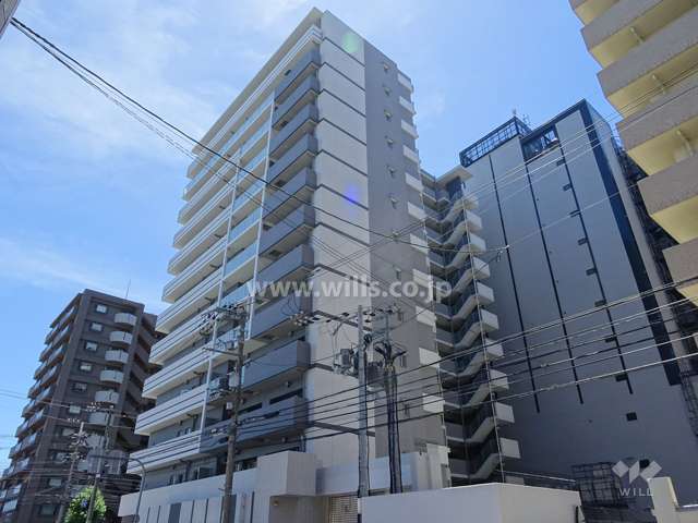 ローレルコート江坂の外観（北東側から）