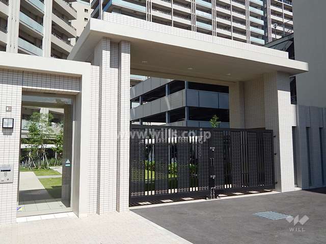 敷地南側のサブエントランス