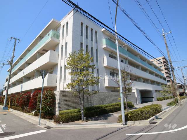 ジオ西宮北口花鳥苑の外観（南東側から）