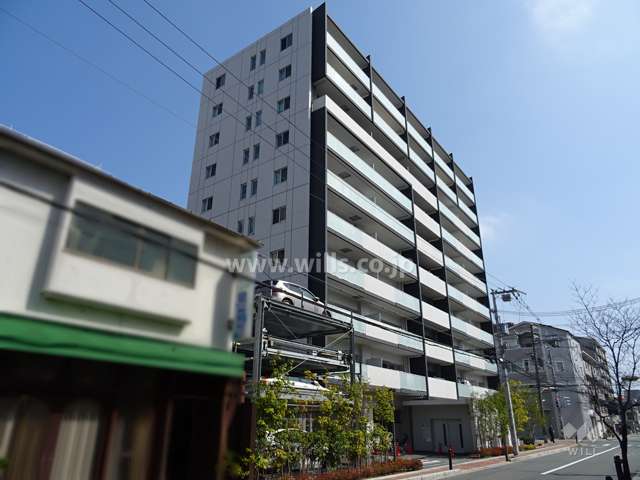 ルネ吹田江坂の外観（南西側から）