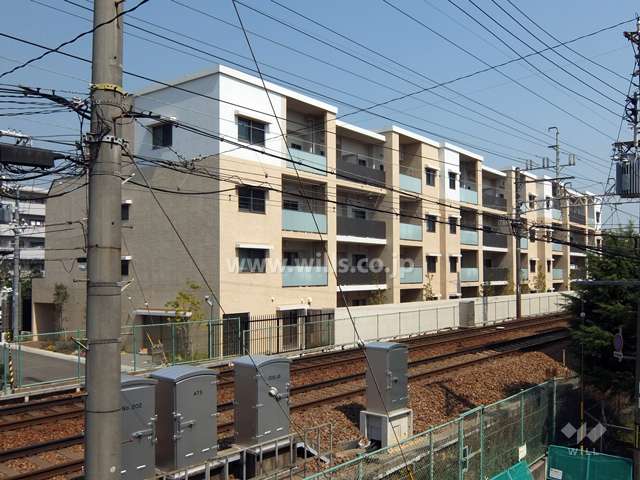 ジオ芦屋東山町の外観（南西側から）