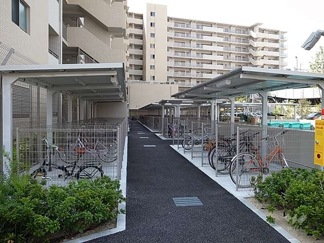 駐輪場、バイク置場