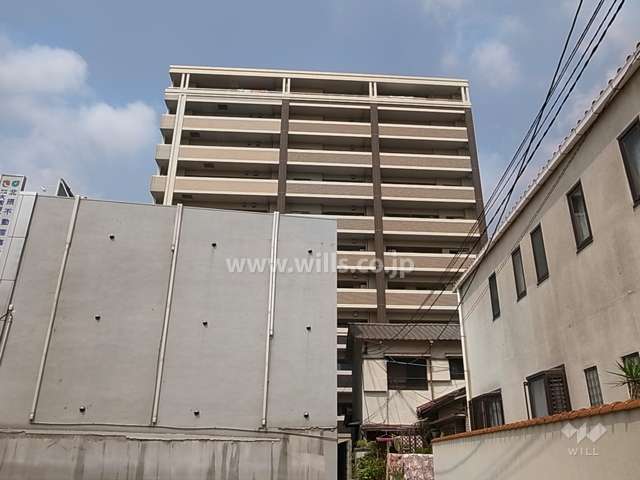 ファインフラッツ豊中の外観（南側から）
