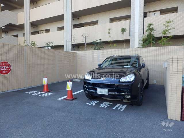 来客用駐車場