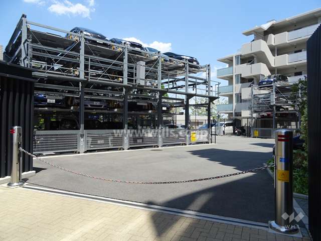 敷地内駐車場（屋外機械式）