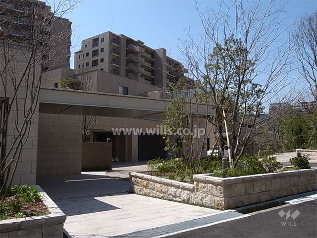 グランドメゾン千里中央東丘（北東側から）