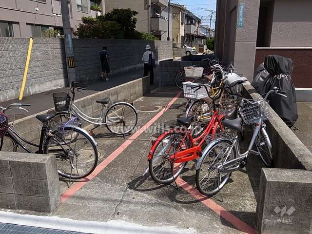 駐輪場