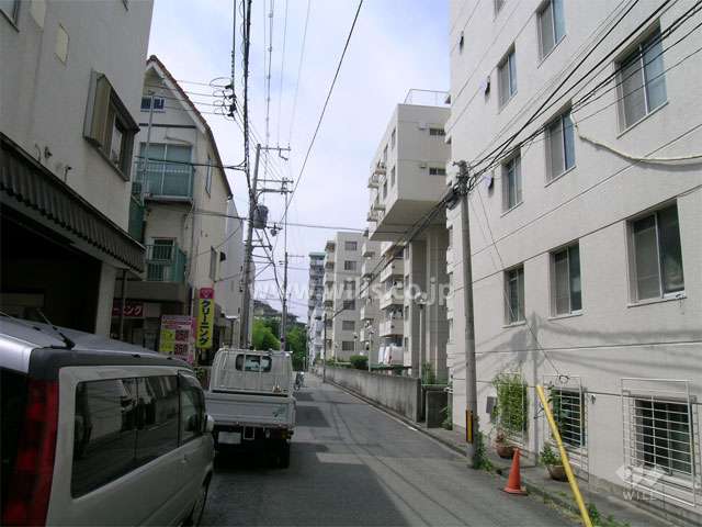 南千里ローズヴィラの外観（西面）